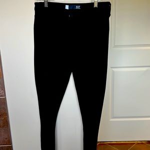 KUT from the Kloth black MIA toothpick skinny pants.